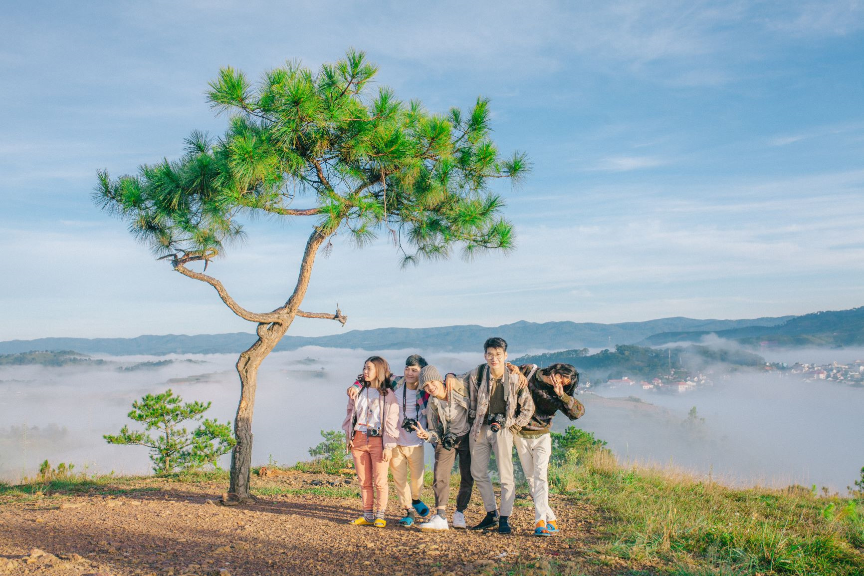 nam-moi-ghe-Da-Lat-ngam-thanh-pho-chim-trong-suong-wetrekvn