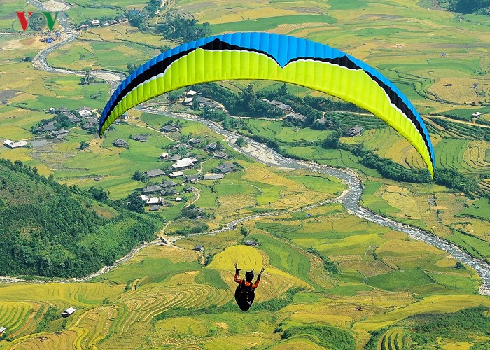 ngam-mua-vang-tai-Mu-Cang-Chai-mien-phi-duoi-goc-nhin-dai-bang-wetrekvn