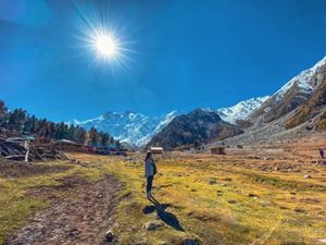 [WeNews] Hành trình off-road, leo lên đỉnh núi cao thứ 9 thế giới ở Pakistan
