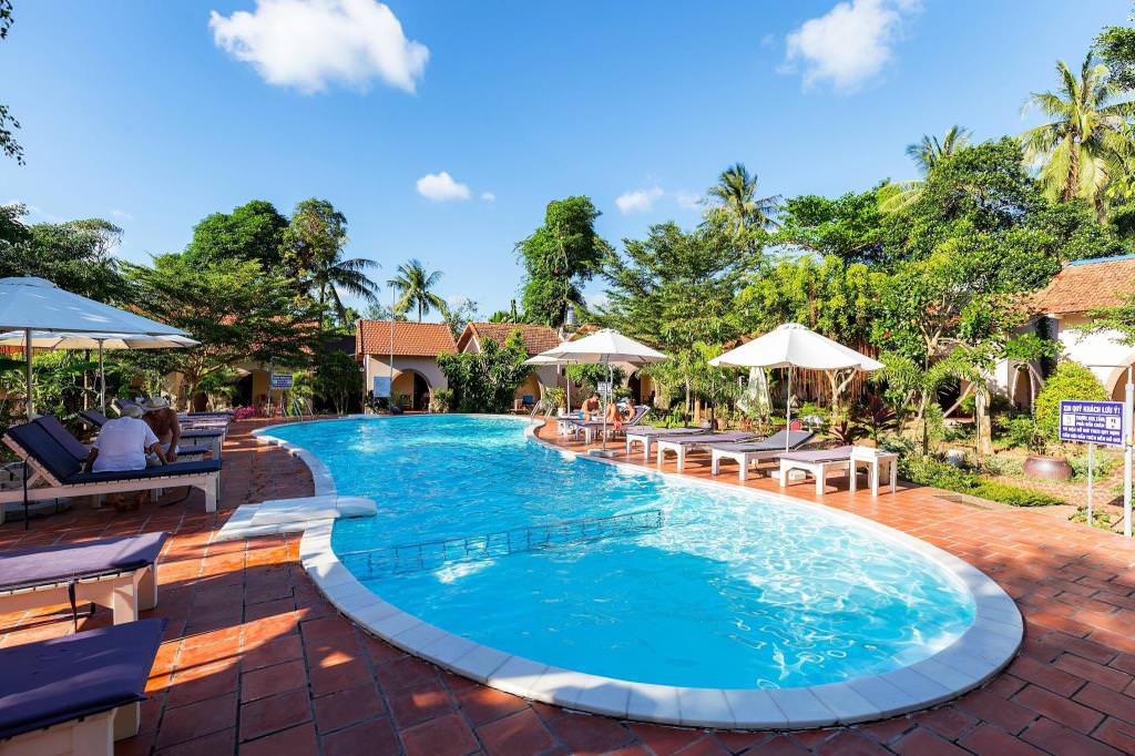 10-resort-gia-1-trieu-dong-cho-dip-nghi-le-3004-wetrek.vn