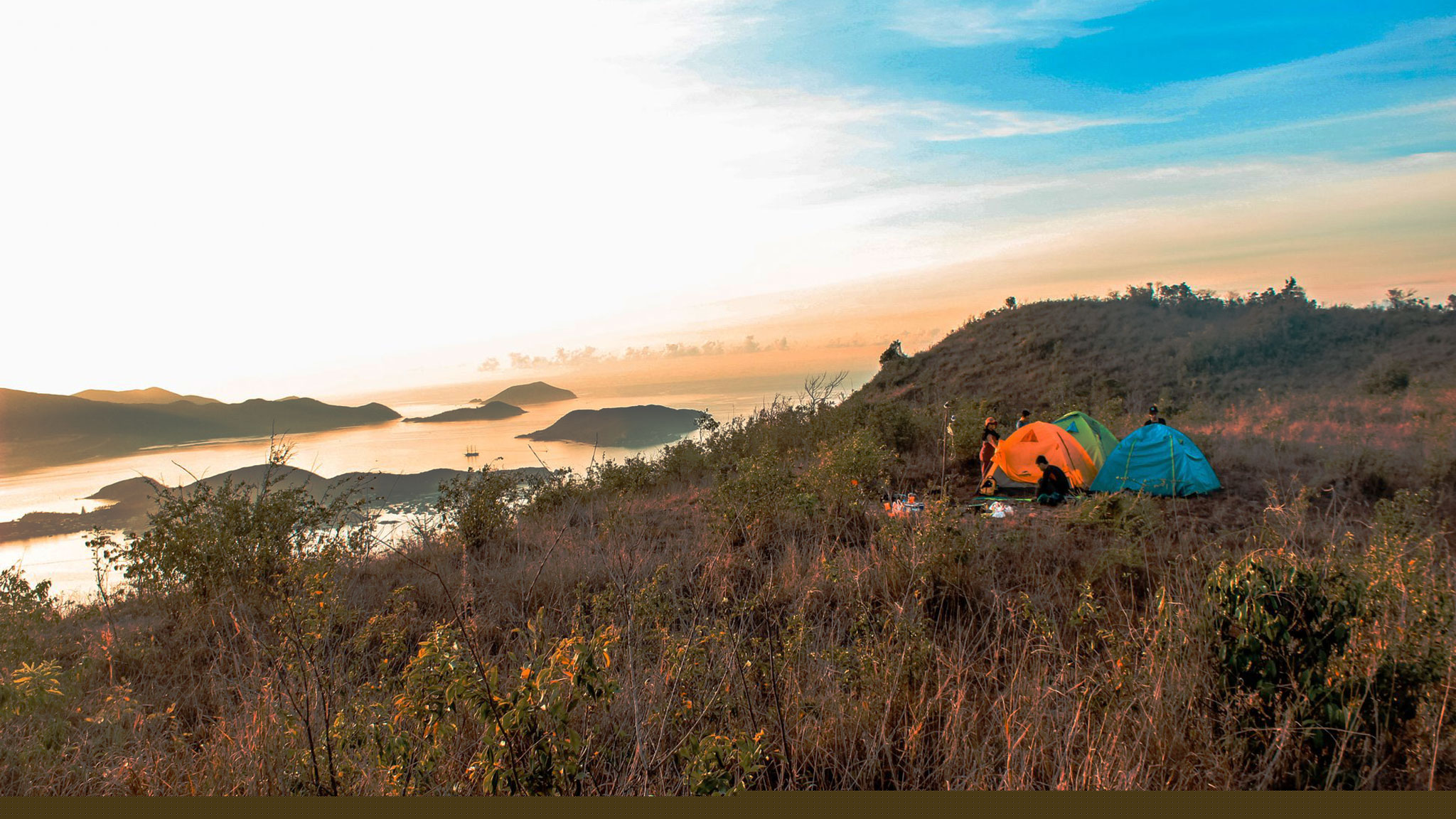 Đi trekking thú vị hơn hiking như thế nào - ngắm hoàng hôn