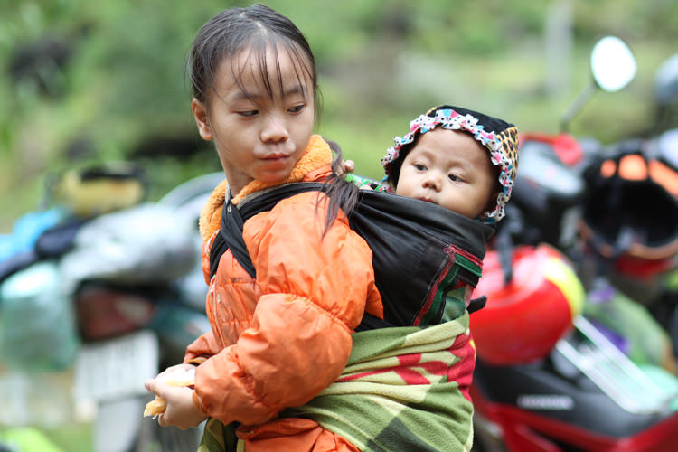 Hai-chi-em-Ha-Giang