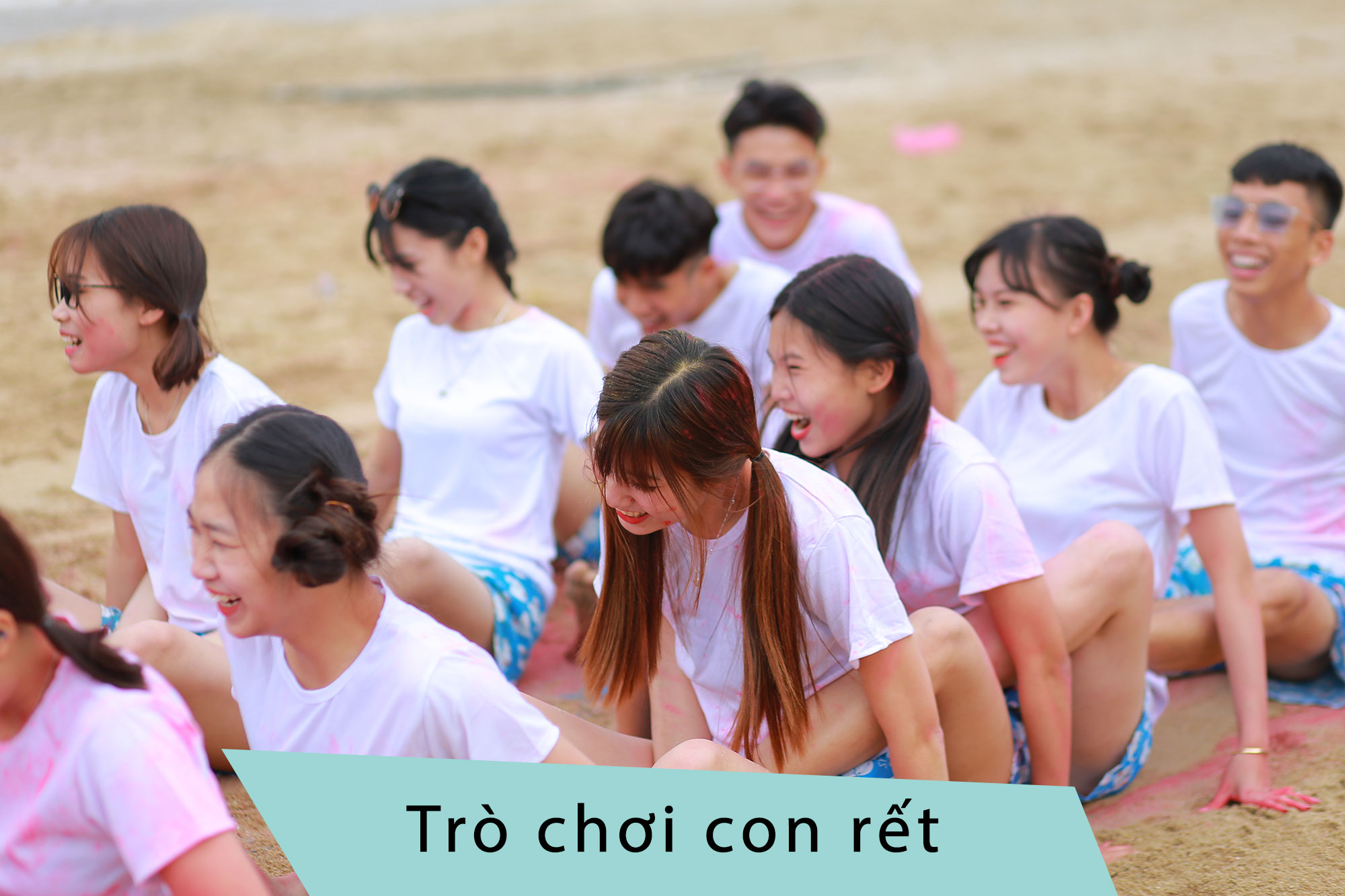 trò chơi con rết được tổ chức khi cắm trại