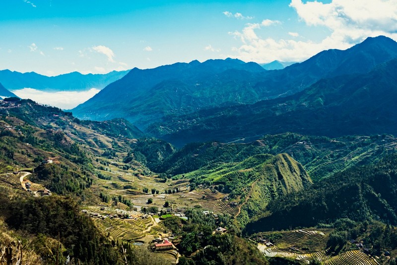 kham-pha-ve-dep-thung-lung-muong-hoa-tu-tren-cao-wetrekvn