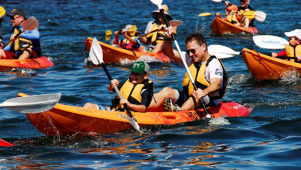 Top-nhung-dia-diem-du-lich-cheo-thuyen-kayak-ly-tuong-quanh-mien-bac-wetrekvn