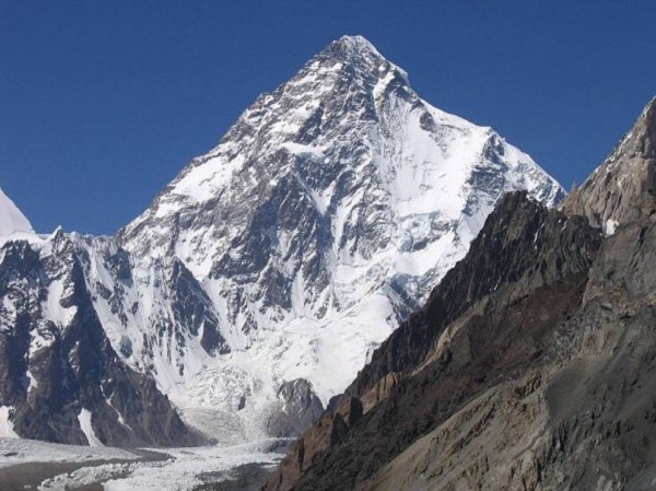 5-ngon-nui-quy-du-con-dang-so-hon-everest-wetrekvn.jpg