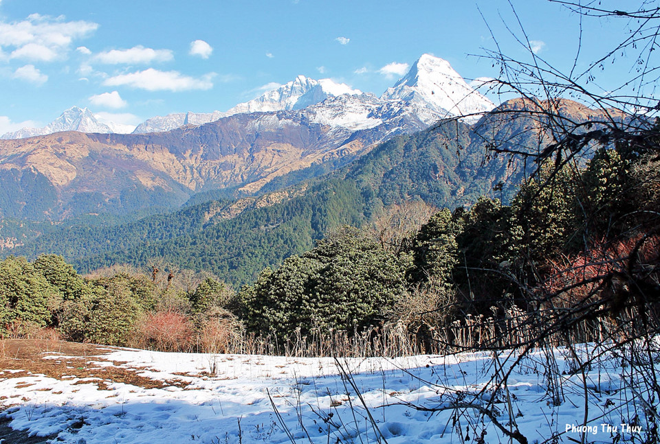 7-dieu-li-thu-ve-cung-trekking-len-doi-Poon-thuoc-day-Himalaya.wetrekvn.jpg