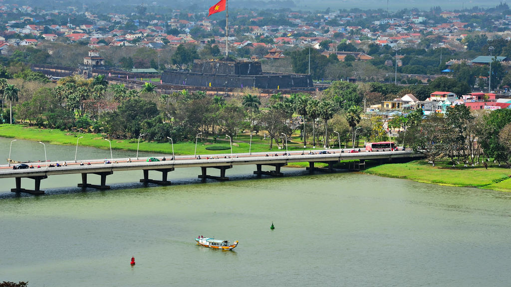 Tro-lai-Hue-thuong