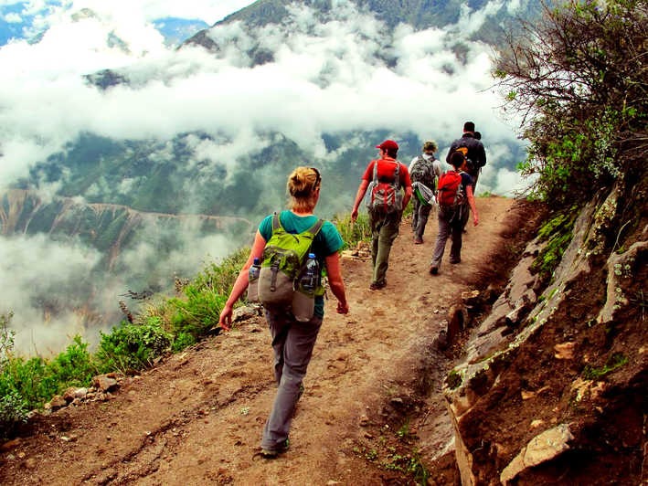  6 quy tắc trekking an toàn cần ghi nhớ 2
