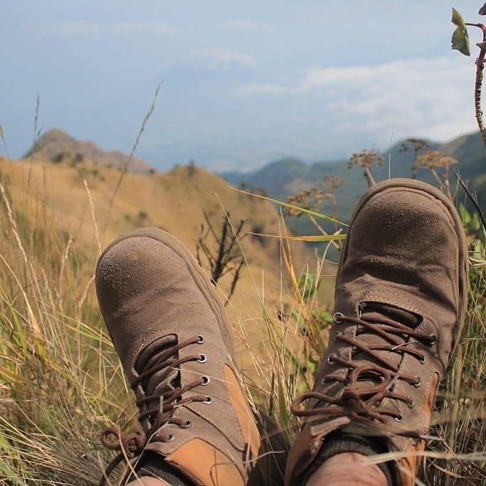 Trekking an toàn không thể thiếu 10 vật dụng này4